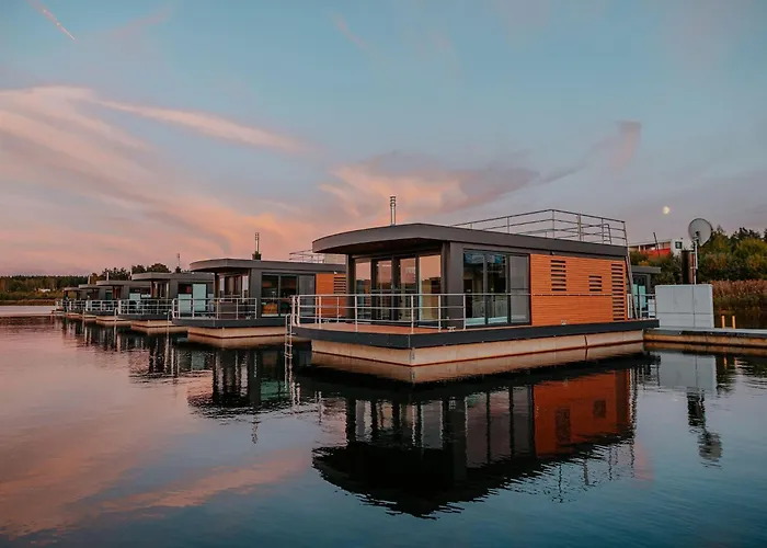 Hausboot Am Hotel na wodzie