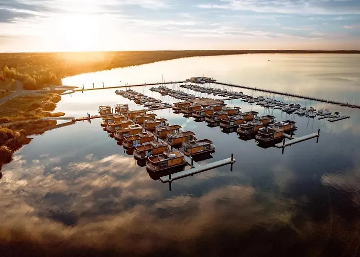 Hausboot Am Hotel na wodzie *