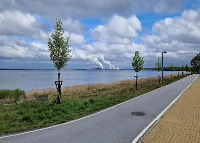 Hotel na wodzie Hausboot Am *